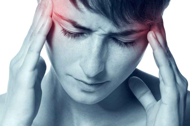 מיגרנה כתוצאה מנעילת שיניים